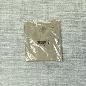 True Classics Men’s V-Neck Tee Short Sleeve Tan